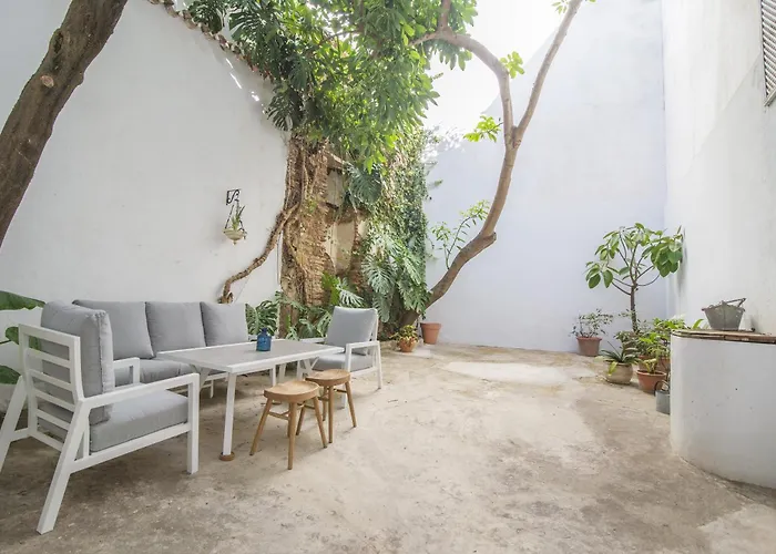 Estepona 2Br Townhouse In Centre